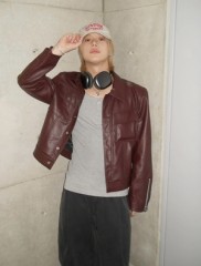 Taemin signs with G-dragon’s agency, Galaxy Corporation